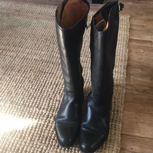 Riding style boots